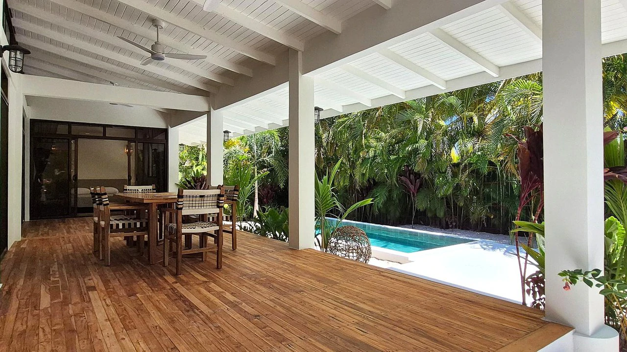Casa Sol: Casa Sol – A Tropical Beach-Style Home with Pool, Designed for Year-Round Vacation Living - Gallery image 29