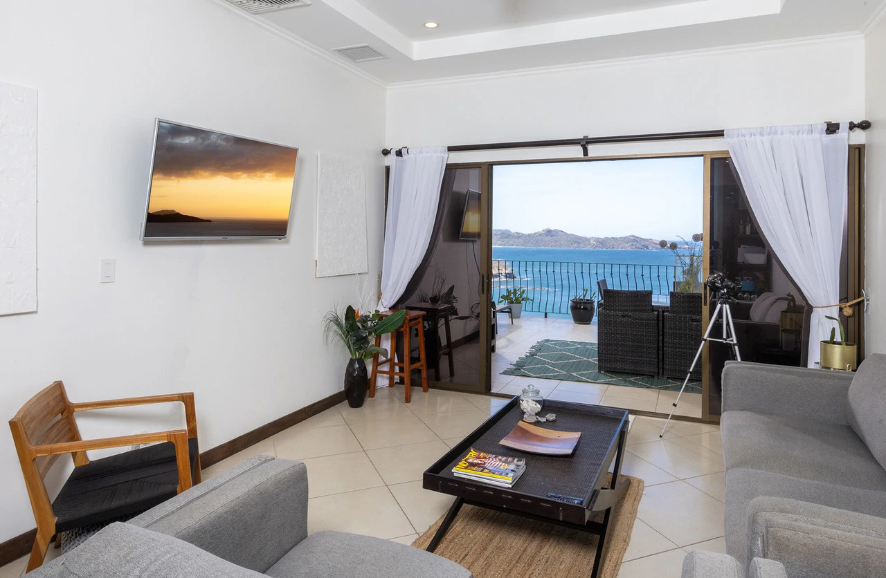 Flamingo Towers 23: Stunning ocean view, vacation home or rental income. - Gallery image 3