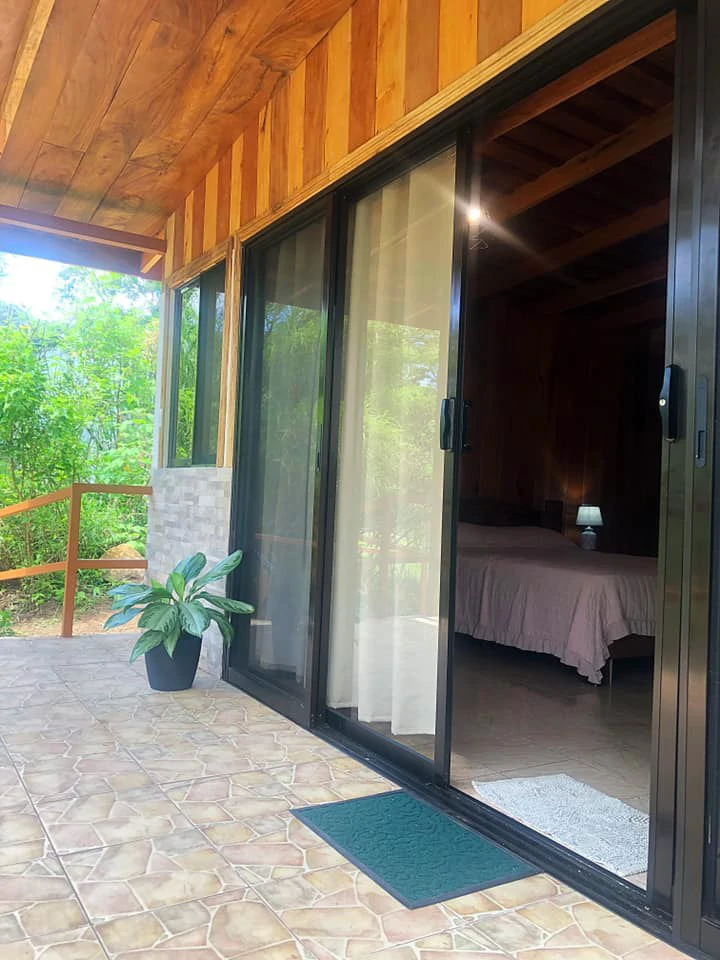 2 Acres with 4 houses Centrally located in Monteverde BV0224: Turn-Key Accommodations Business on 2 Acres Just 5 Minutes from Santa Elena – Surrounded by Nature, Ready to Grow - Gallery image 9