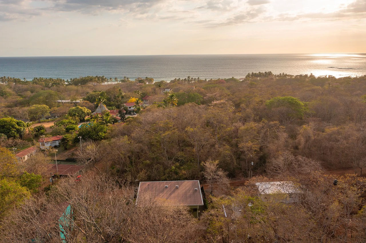 New 2BR Beach House, 5 min Walk to Playa Junquillal - Gallery image 21