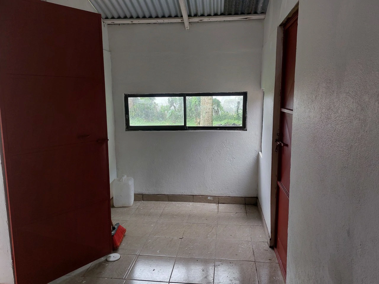 VISTA BAHIA : Newly remodelled Home on 3 acres lake view and public road front - Gallery image 10
