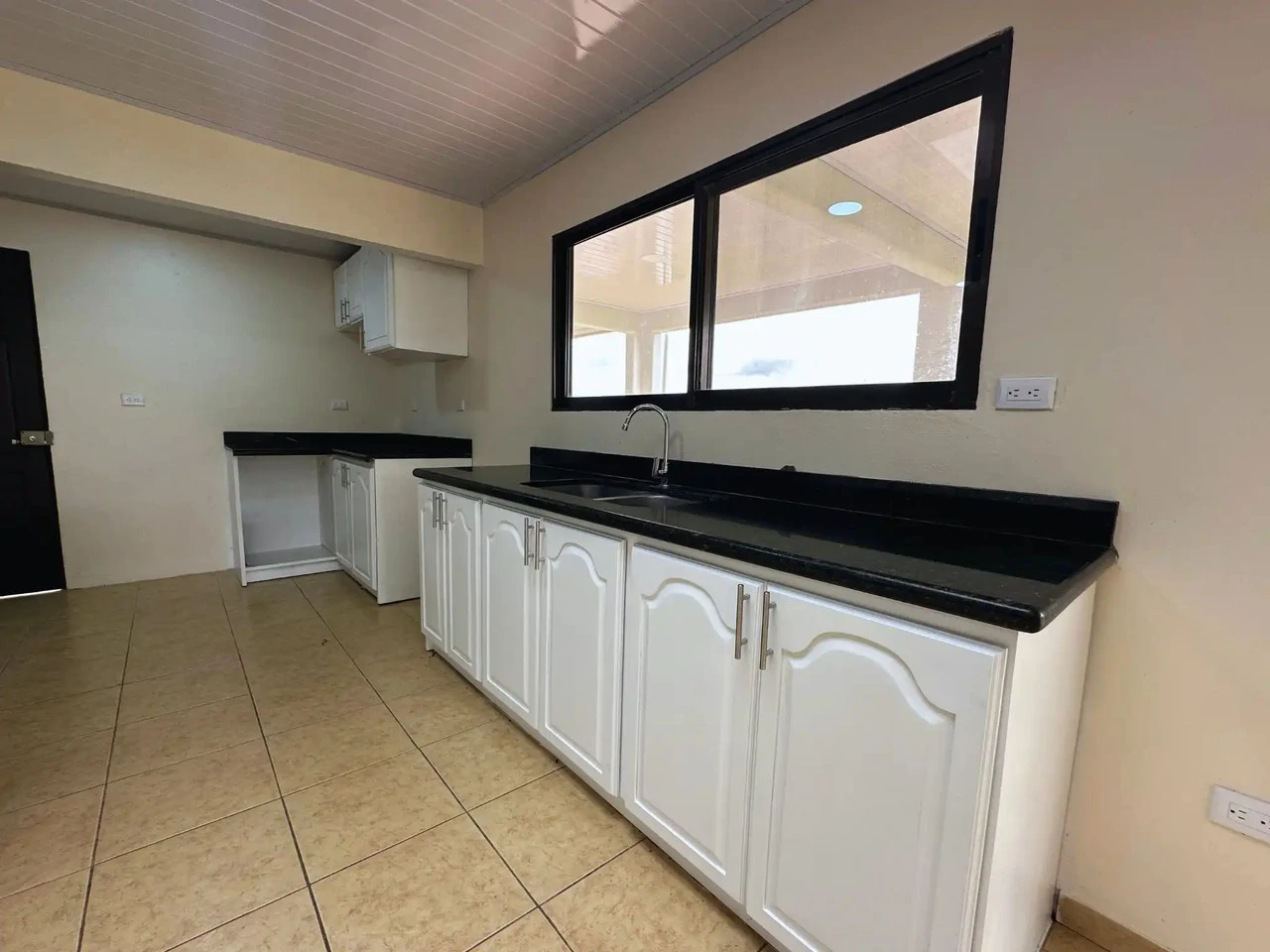 Large house with views for sale in the Sarchí area - Gallery image 7