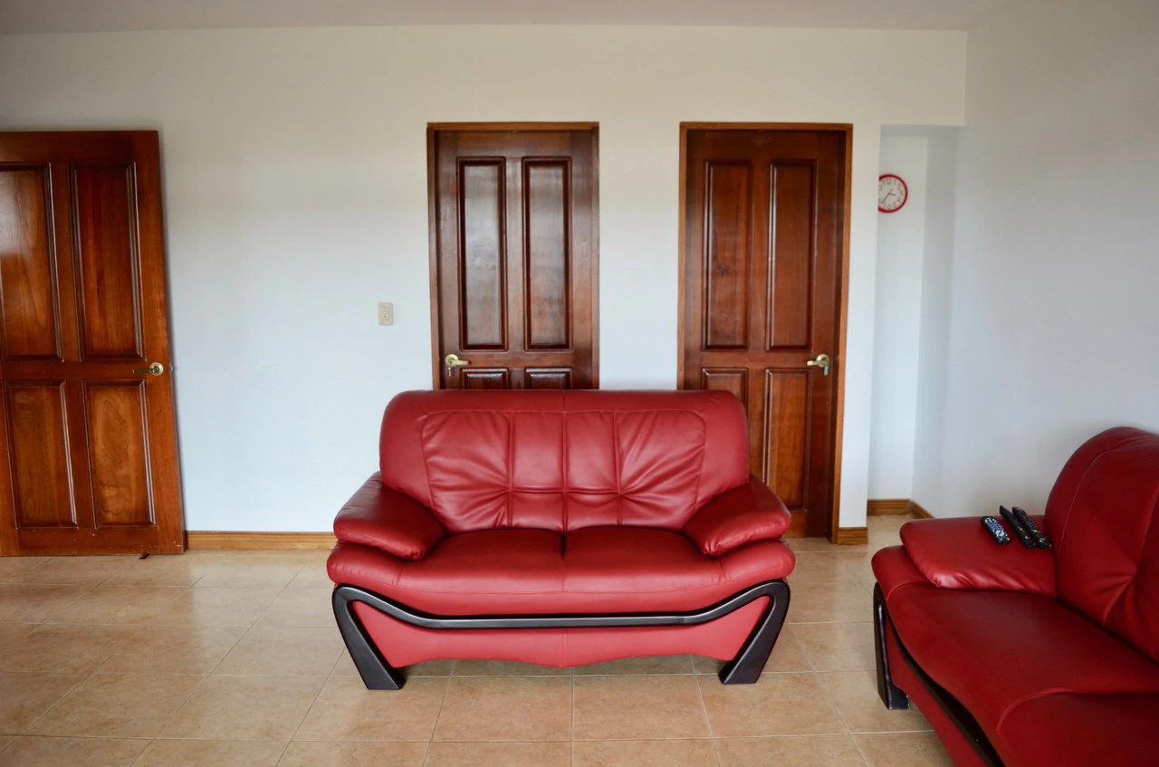 MOUNTAIN PROPERTY WITH VIEW AND 3 HOUSES - Gallery image 18