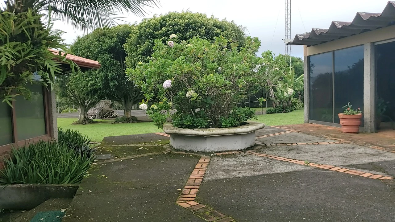 Villa For Sale in San Luis - Gallery image 22