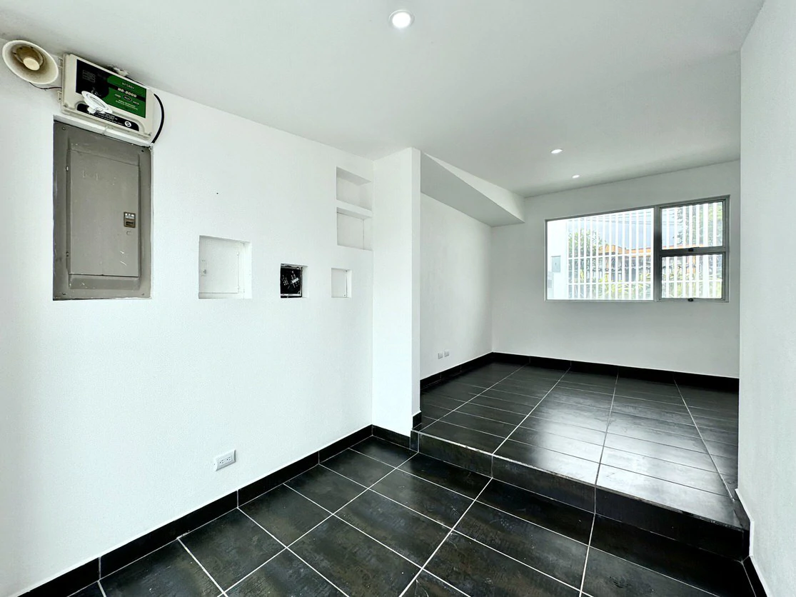 House For Sale in Bello Horizonte - Gallery image 38