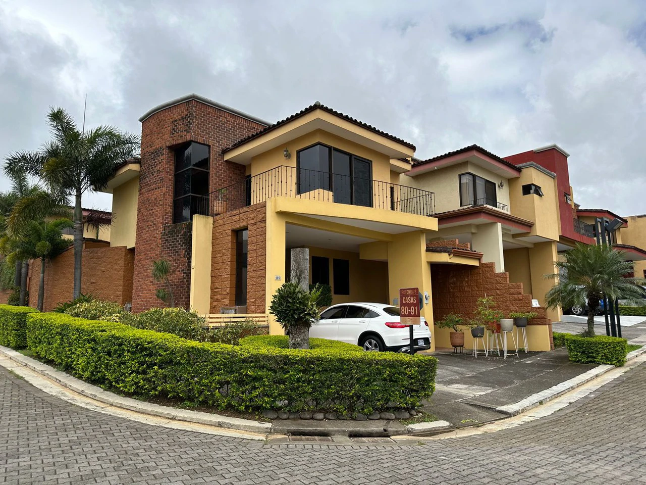 House For Sale in San Antonio