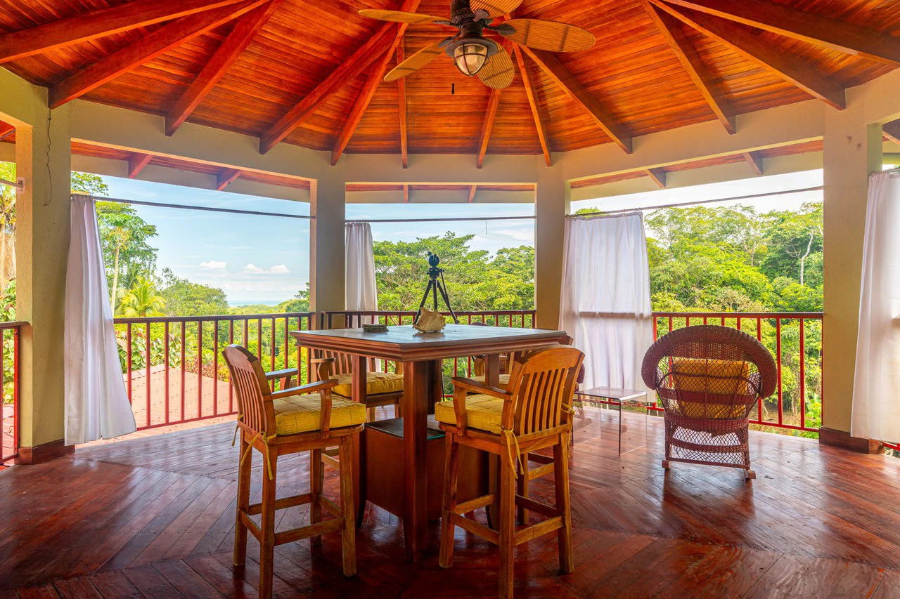 Amazing Mountain View and Ocean View House and Guest House on 4.5 Acres of land in Ojochal - Gallery image 20