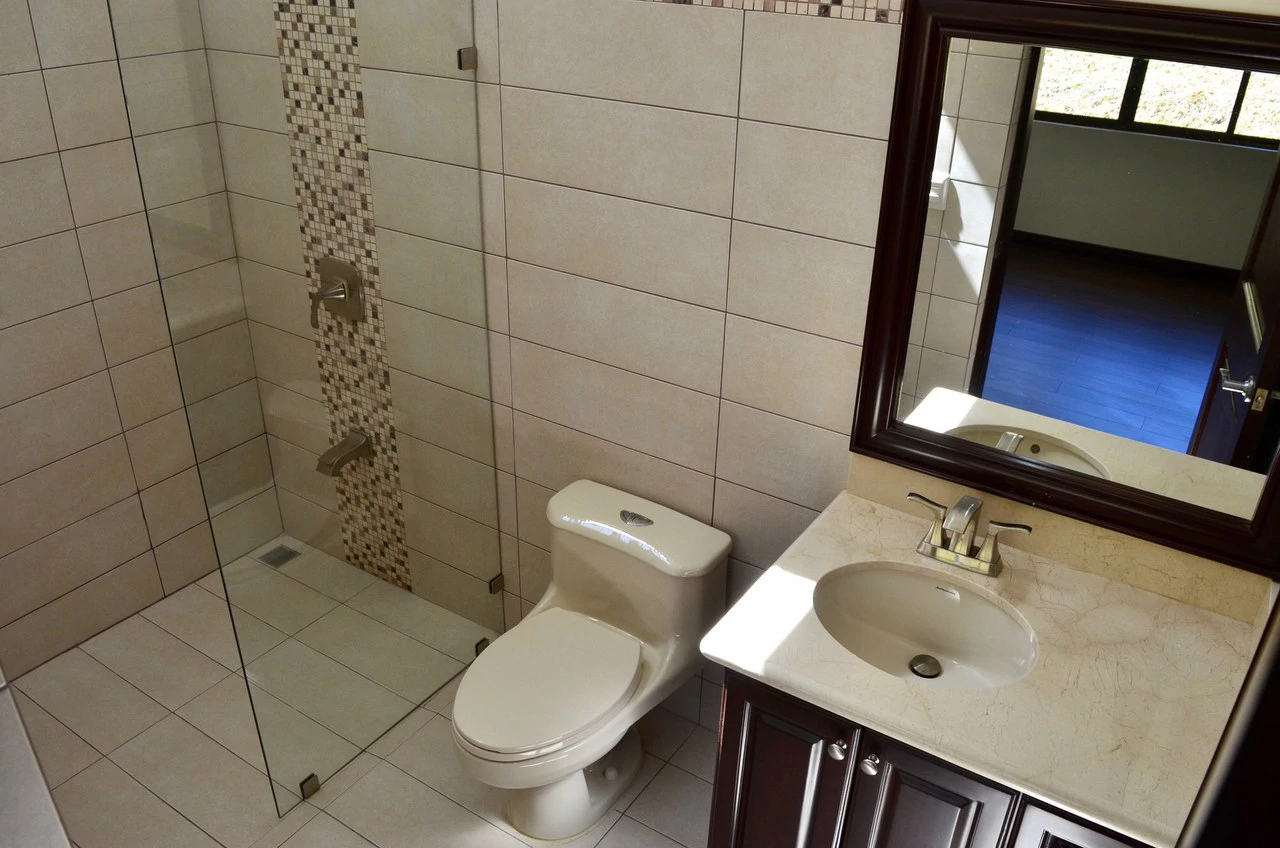 Mountain House For Sale in San Isidro - Gallery image 26