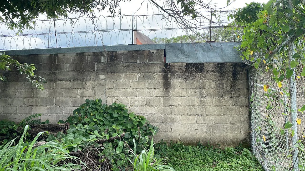 Commercial property for sale in Liberia center in front of the Mall on the main Inter american highway # 1 - Gallery image 4
