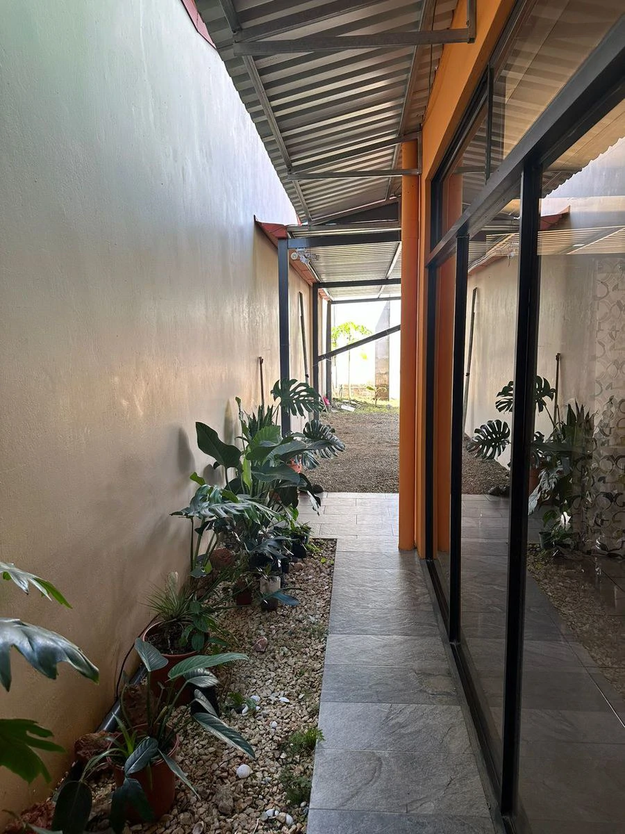 Panoramic Valley View Home with Direct Mount Chirripo Views Near San Isidro - Gallery image 25
