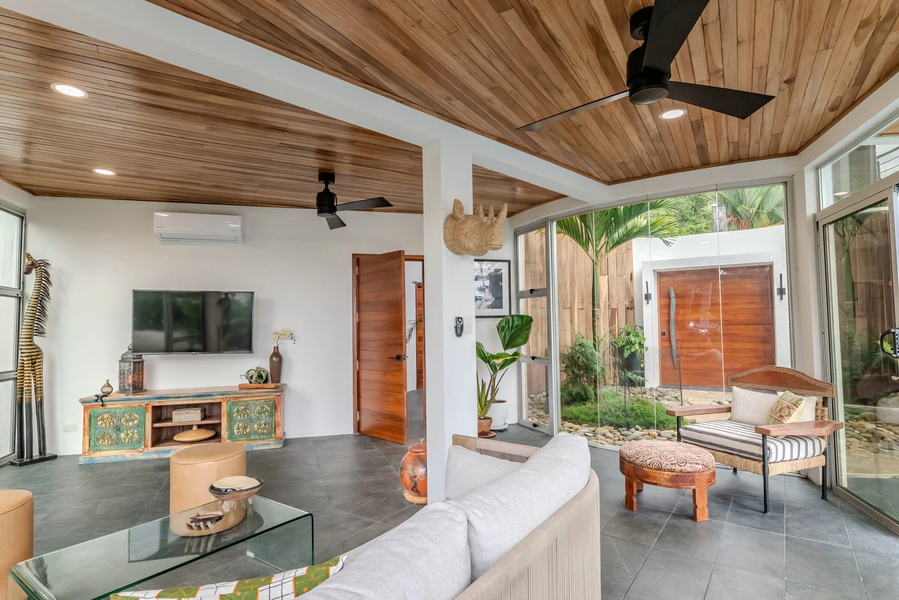 The Glass House. Sustainability, Luxury and Nature. - Gallery image 39