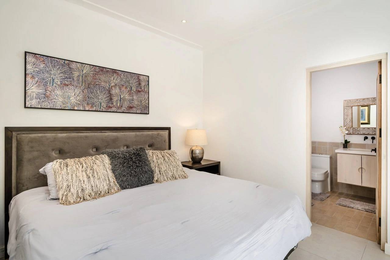 Casa Rio: Modern 5-Bedroom Home with Pool & Casita in Surfside Potrero - Gallery image 18