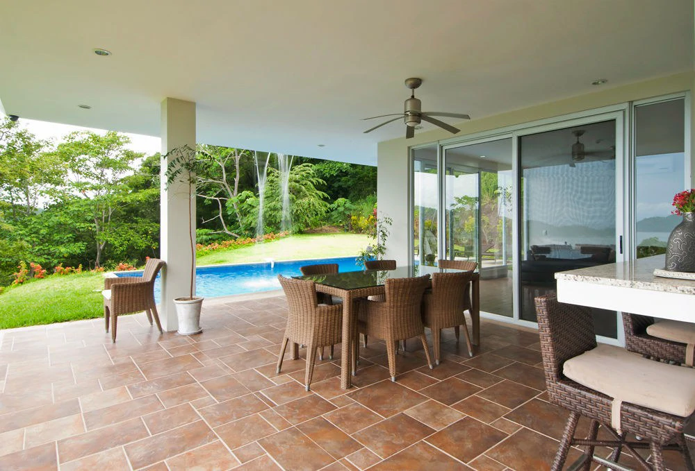 Alegria: High-End Premium Ocean View Custom Built Home - Gallery image 3