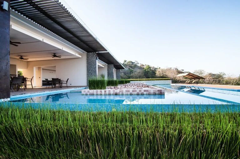 2nd Floor,  Unit 2.3: Modern luxury residence for sale, with views of the sea and the Marina