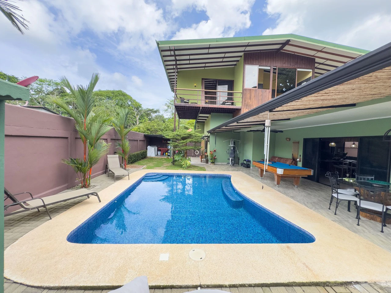 Naranjito corner lot house - photo 26