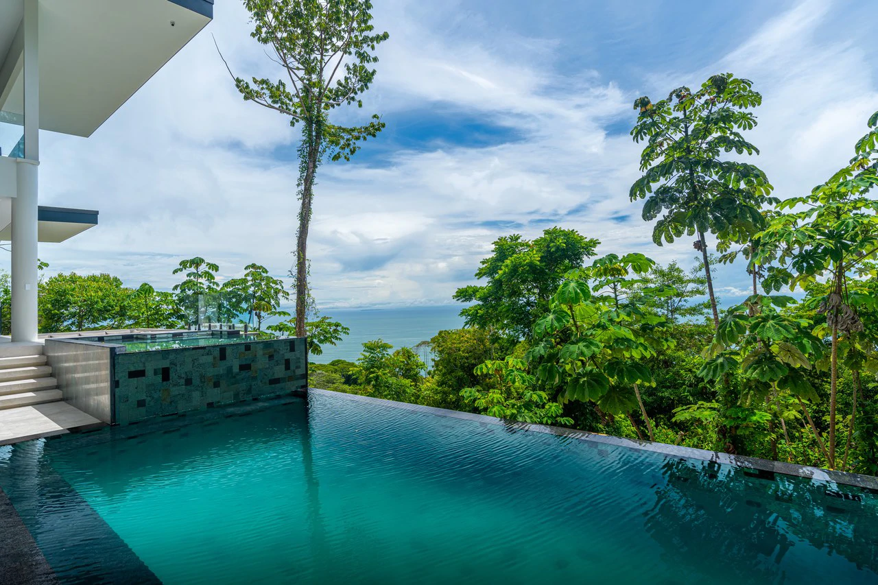 Acqua Blu: Mountain House For Sale in Escaleras - Gallery image 98