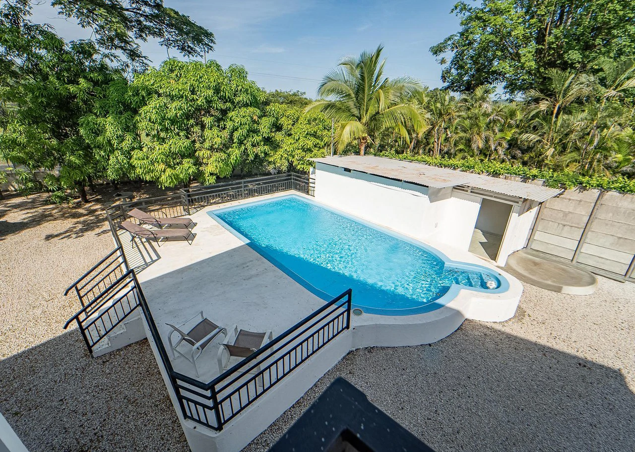 Cantarana Studios: Multiunit Property with tons of Potential - photo 10
