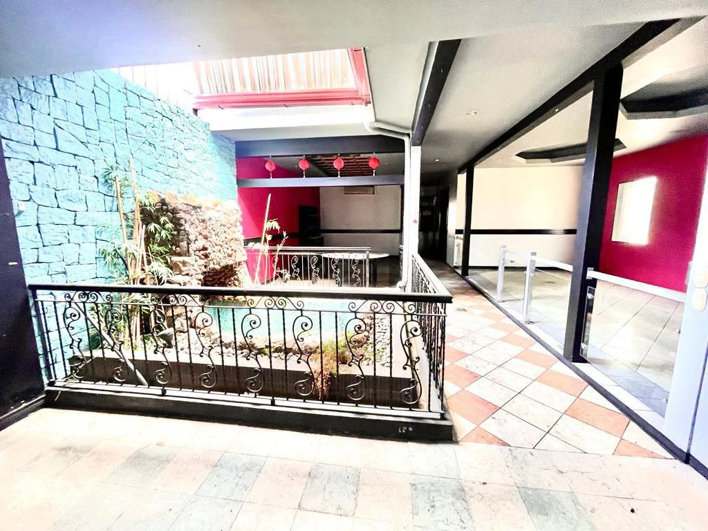 Restaurant and building for sale in San José very close to Tin Jo restaurant and theater area Costa Rica - Gallery image 2