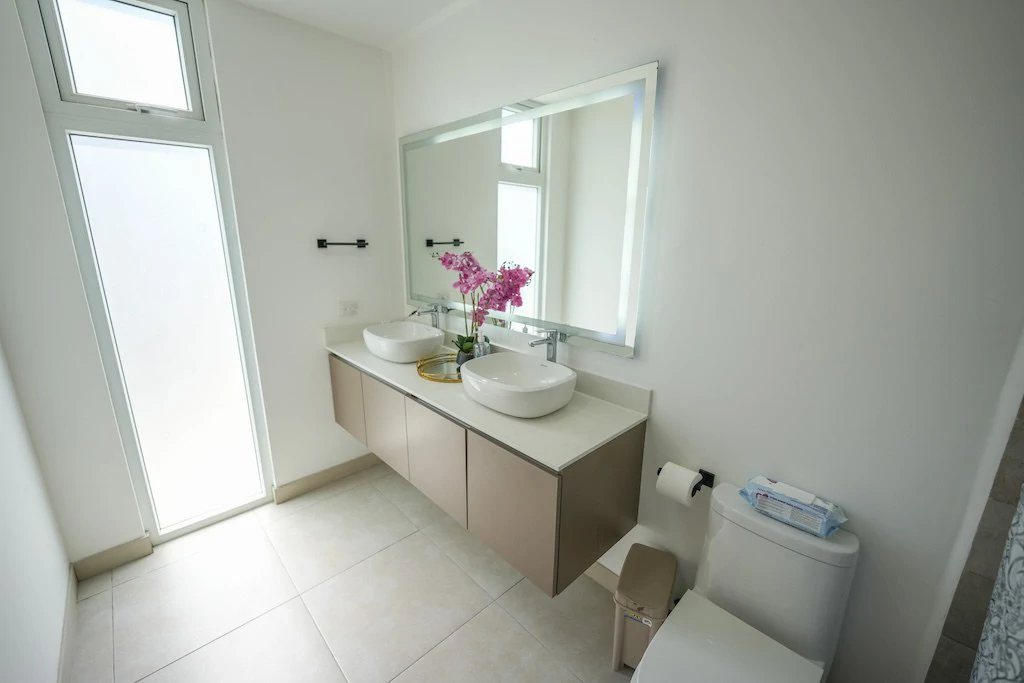 House For Sale in San Rafael - Gallery image 20