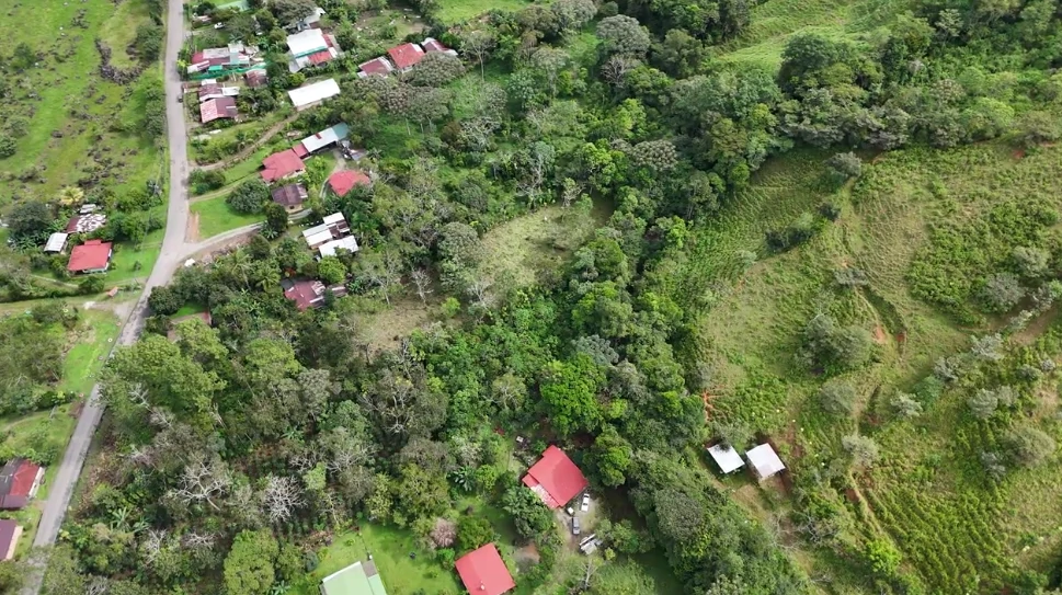Countryside Home Construction Site For Sale in Daniel Flores - Gallery image 4