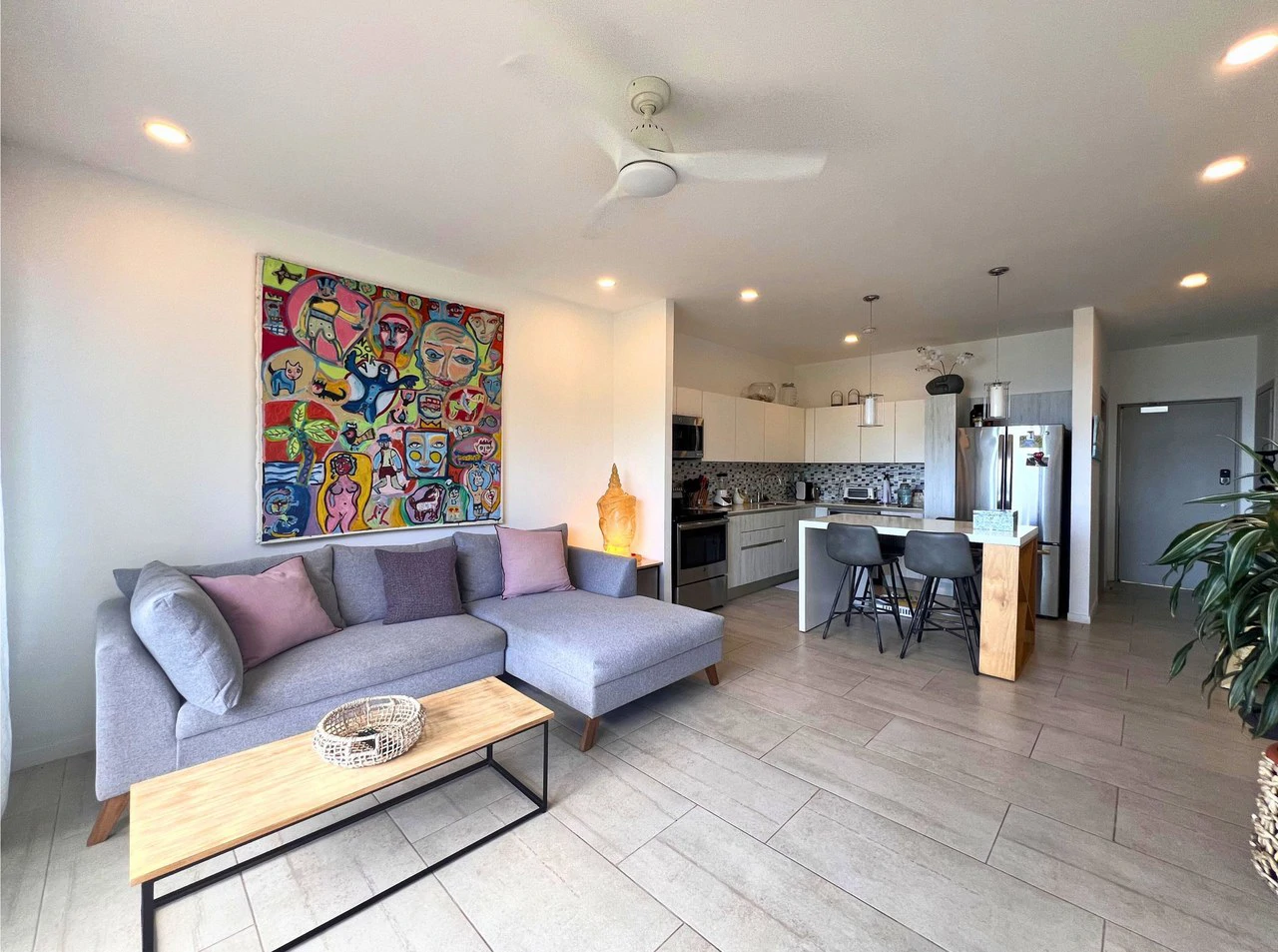 Sunset Boulevard: Stunning 2-Bedroom Oceanview Apartment for Sale in Sunset Blvd, Jaco Beach - Gallery image 7