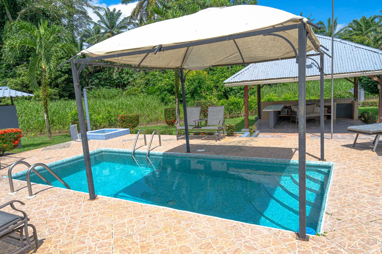 Three home stunning estate close to Quepos: Mountain Property For Sale in Parrita - Gallery image 37