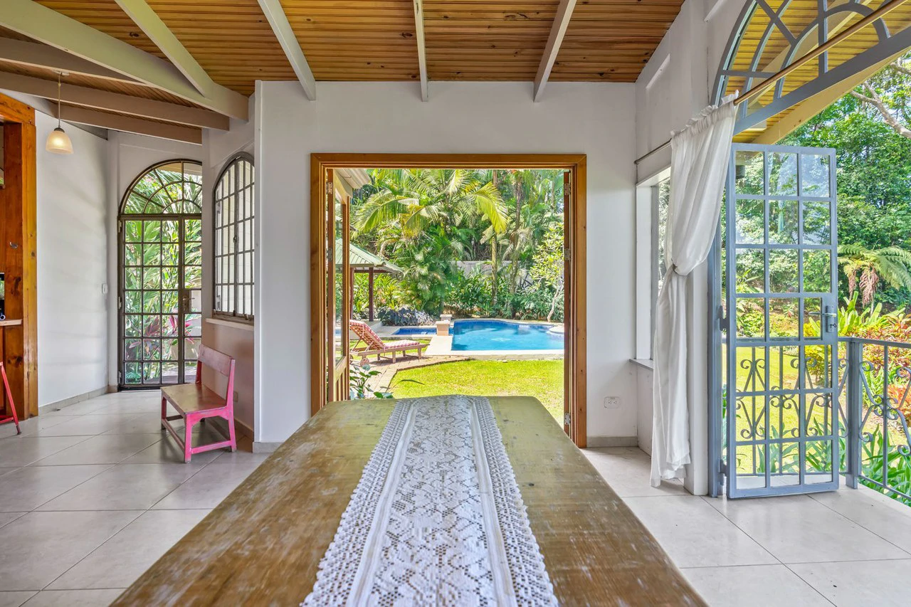 1.6 ACRES – 3 Bedroom Ocean And Mountain View Home With Pool, Public Road Frontage, ASADA Water, Room To Expand!!!! - Gallery image 15
