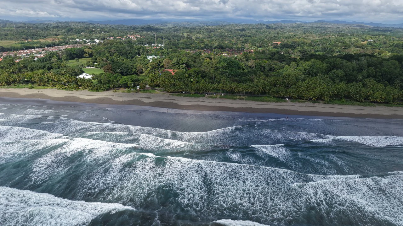 Casa Tropical: Best entry into highly sought after community! - Gallery image 31