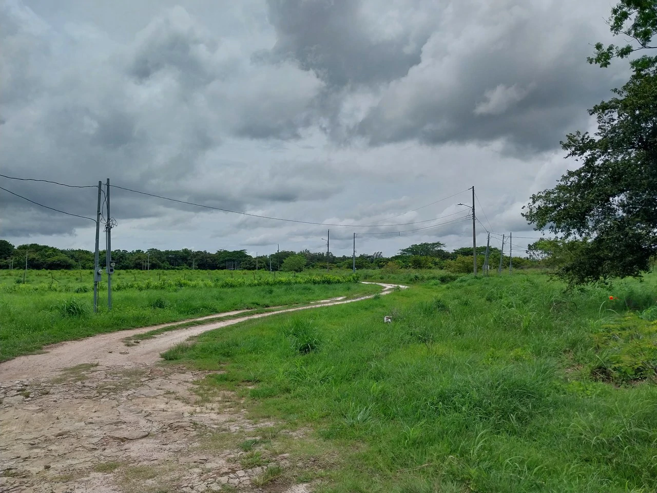 T-182: Volcano view and lot for Sale in Liberia - Gallery image 3
