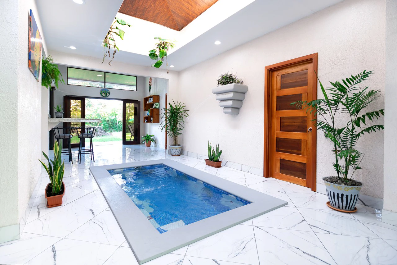 BRAND NEW 3-bedroom home, 5 minutes to Dominical Beach. - Gallery image 2