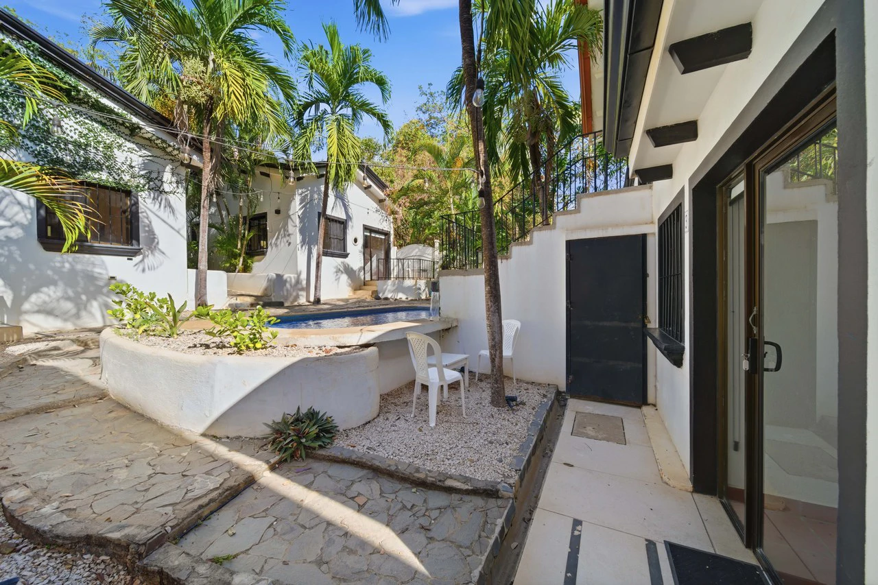 Hotel Gardenia: Turnkey Boutique Hotel in the Heart of Tamarindo - Proven Income Meets Tropical Lifestyle - Gallery image 35