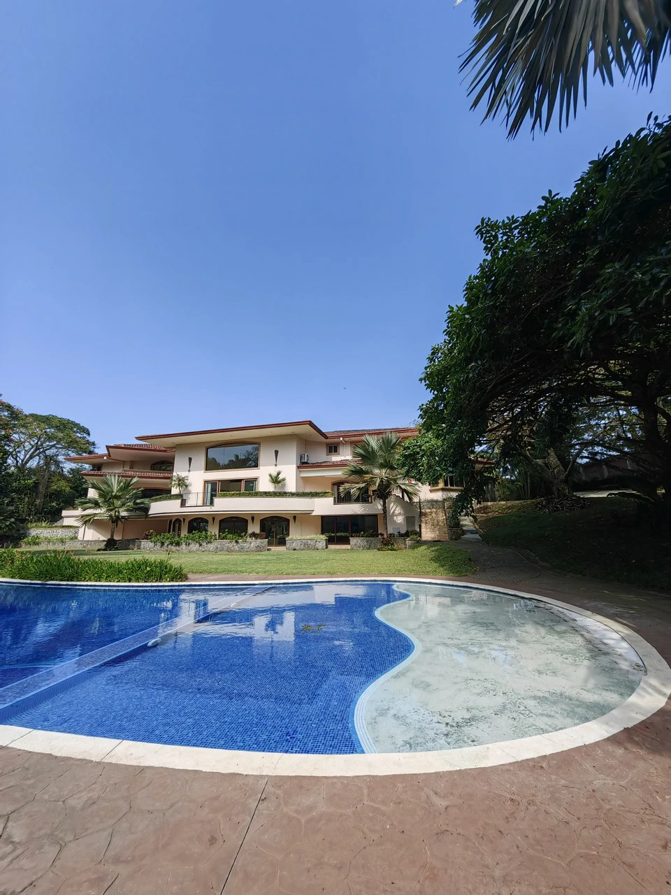 Mansion en venta Escazu: Mansion for sale in Escazu