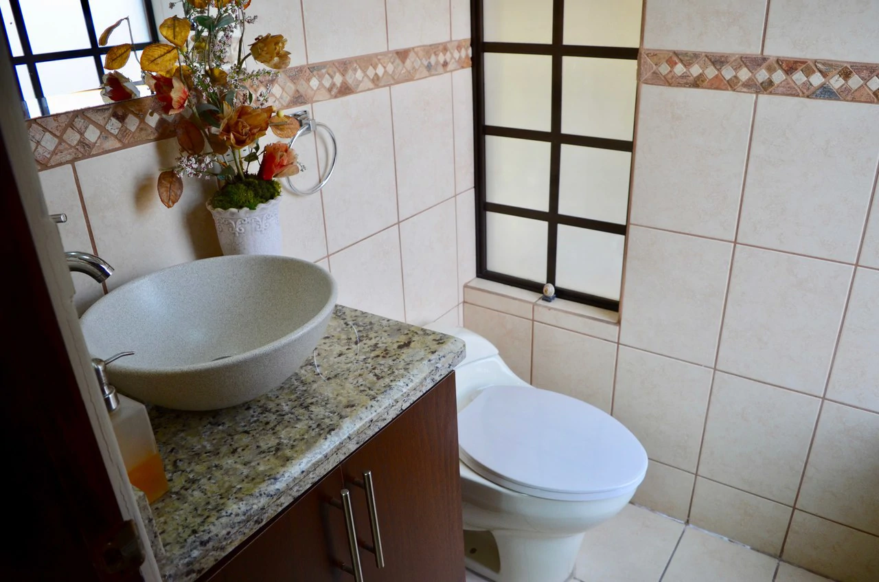 Gorgeous 4 Bedroom house for sale in Santo Domingo de Heredia - Gallery image 18