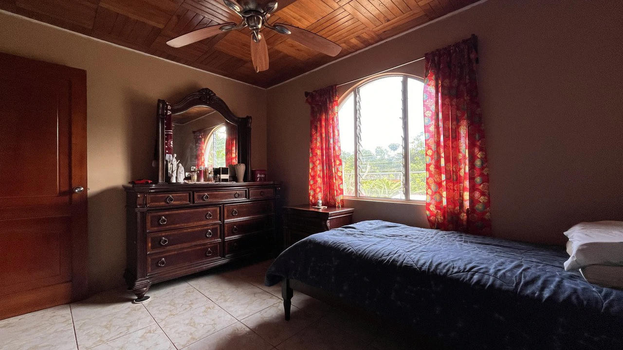 House For Sale in San Pedro - photo 22