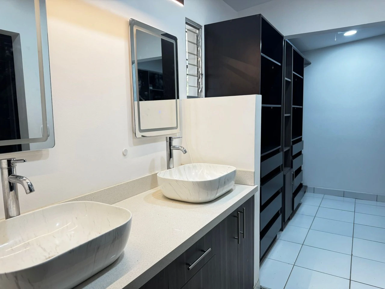 House For Sale in Liberia - Gallery image 22