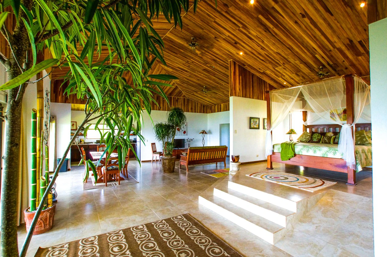Luxury Vacation Rental Villas for Sale with Amazing Views of Lake Arenal - Gallery image 12