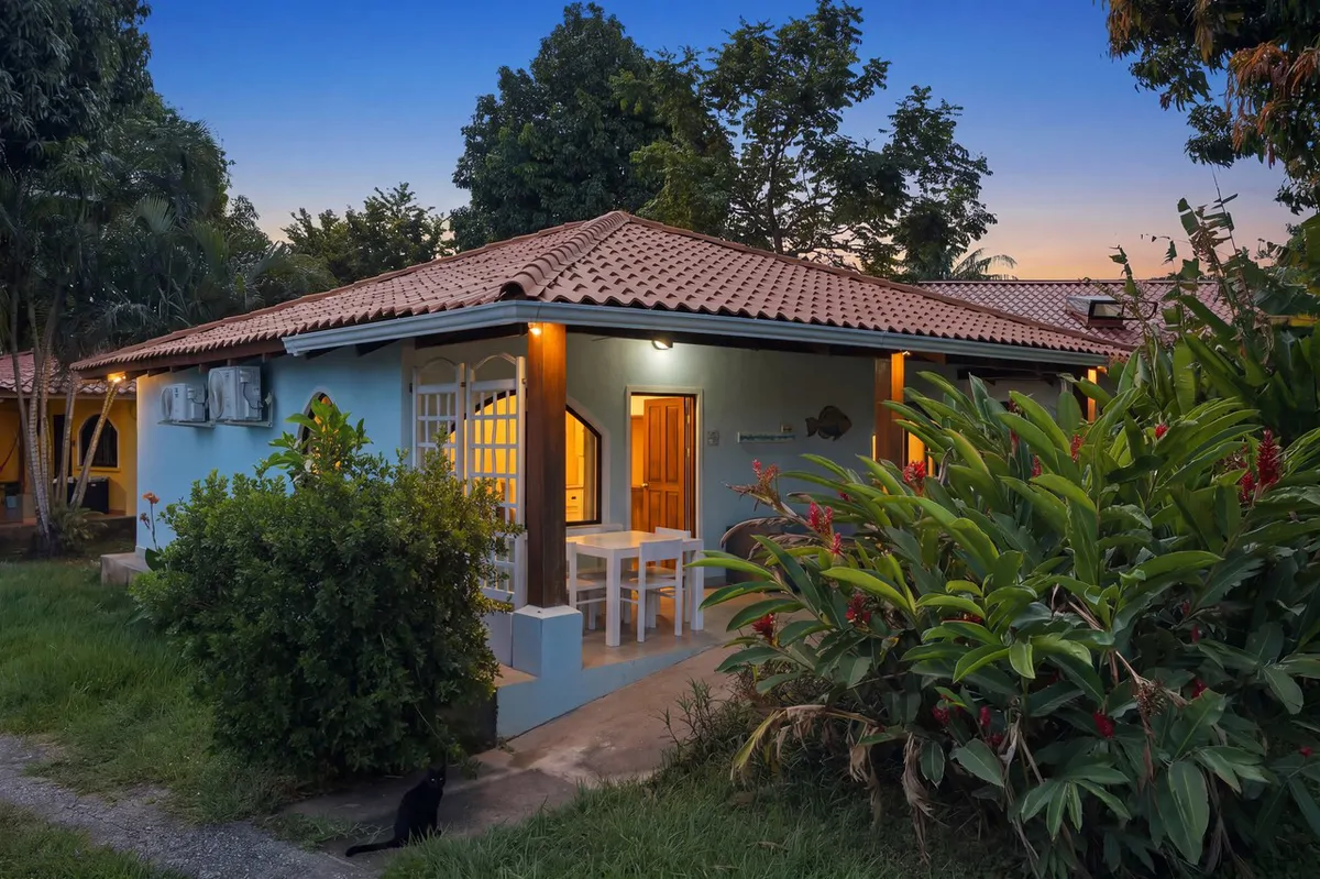 Casa Colibri Villaggio II – Unit 412B: Beautifully Remodeled Tropical Retreat in Potrero