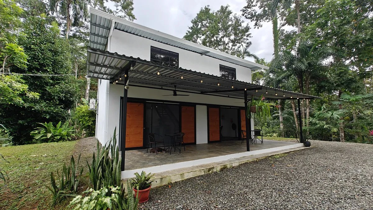 ID 925: Elevated Jungle Property with Two Residences, Open Air Living Space, and Mountain Views - Gallery image 13