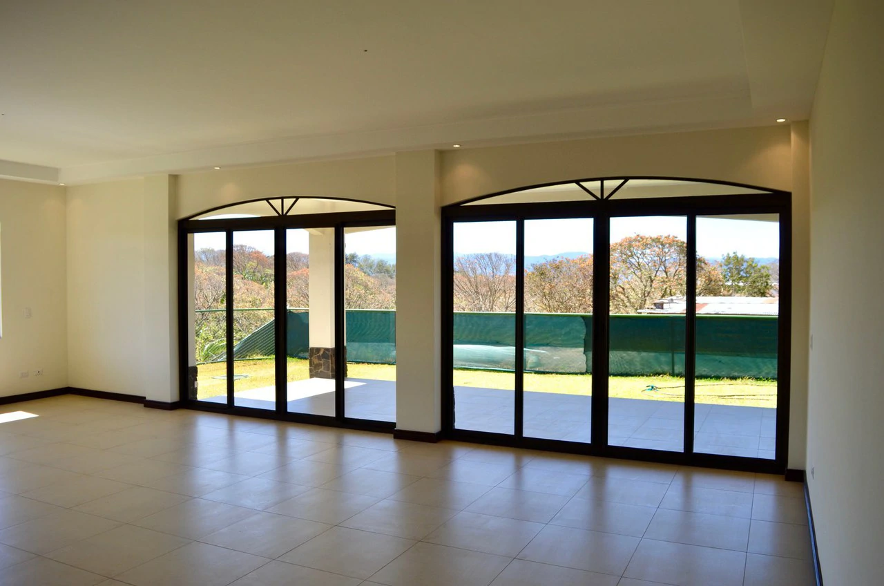 Mountain House For Sale in San Isidro - Gallery image 7