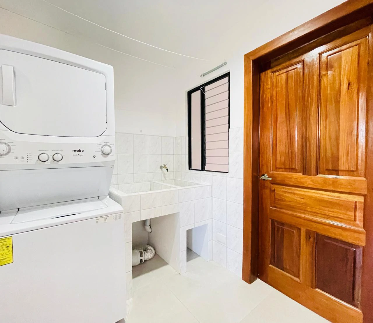 3 Bedroom apartament for sale with appliances in Trejos Montealegre Escazu Costa Rica - Gallery image 19