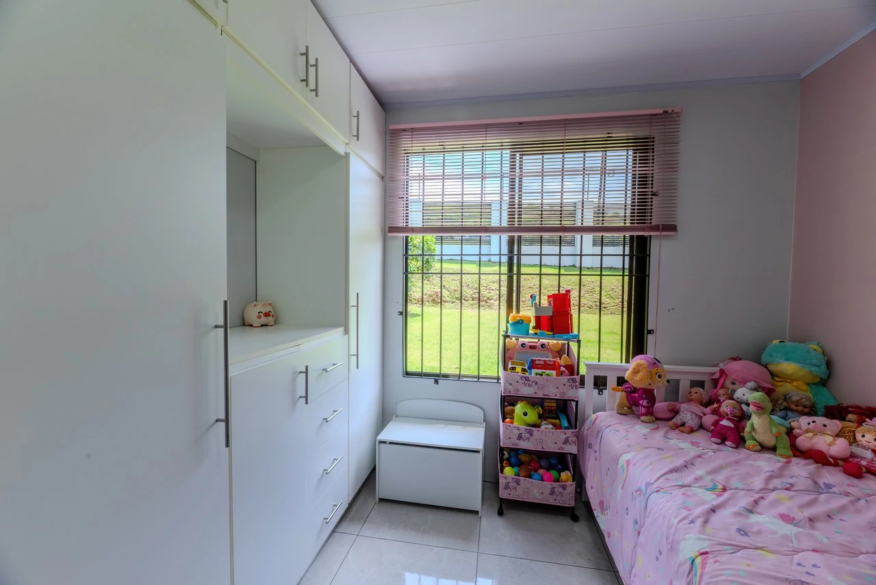 Spacius Home in Pérez Zeledón | 3 bedrooms, 3 Bathrooms - Gallery image 17