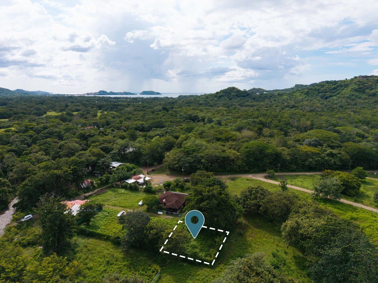 424m2 Lot with Water in Playa Potrero: Ready-to-Build Lot with Approved Plans & Renders - Gallery image 5