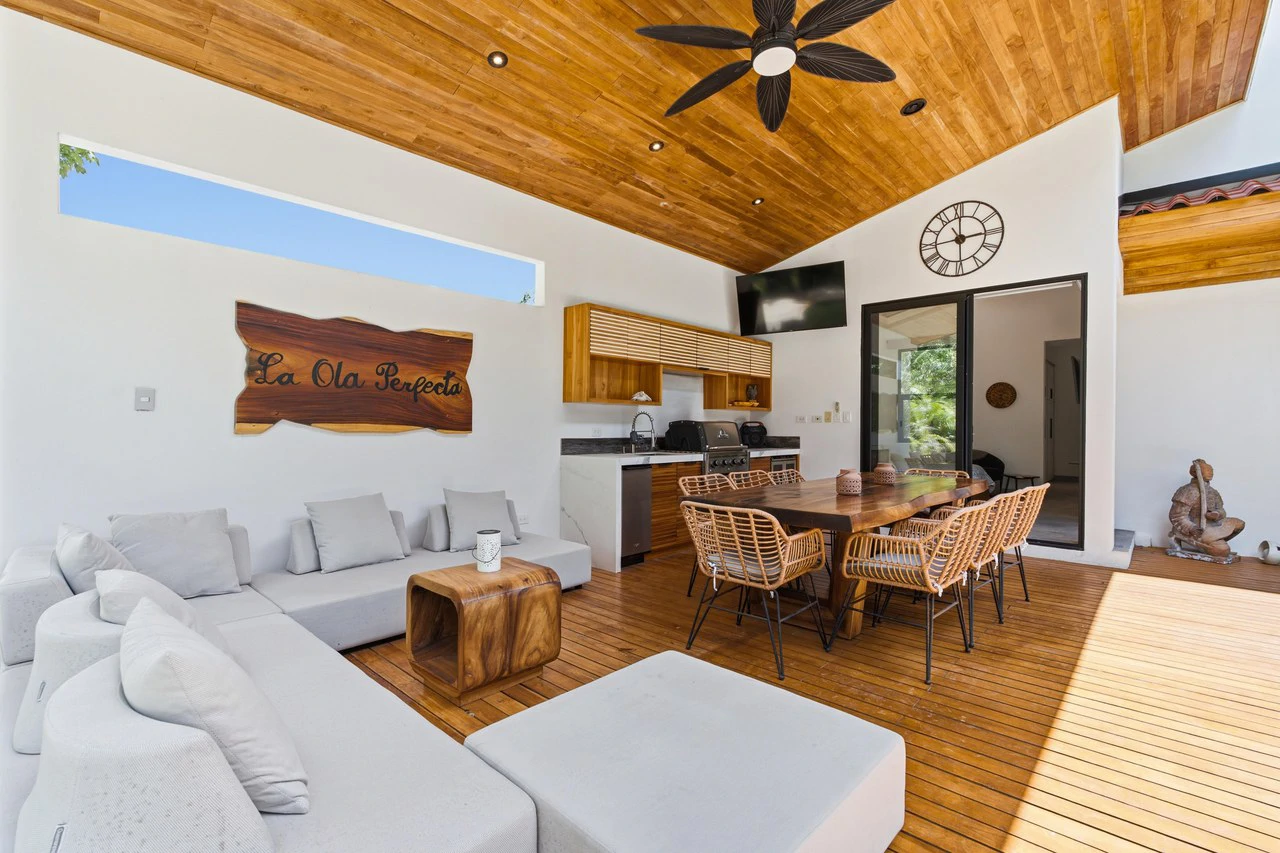 Casa La Ola Perfecta: Luxury 5-Bedroom Home with Pool Near the Beach in Hacienda Pinilla - photo 33