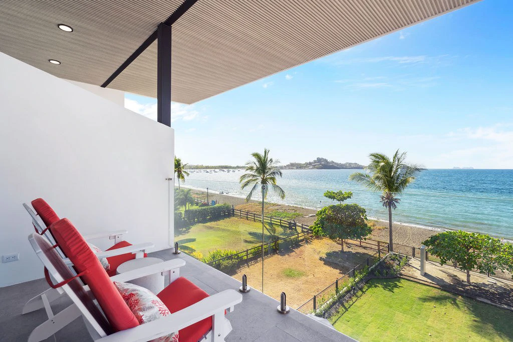Villa Ballena: Sleek and Modern Beach House in Costa Rica - Gallery image 37