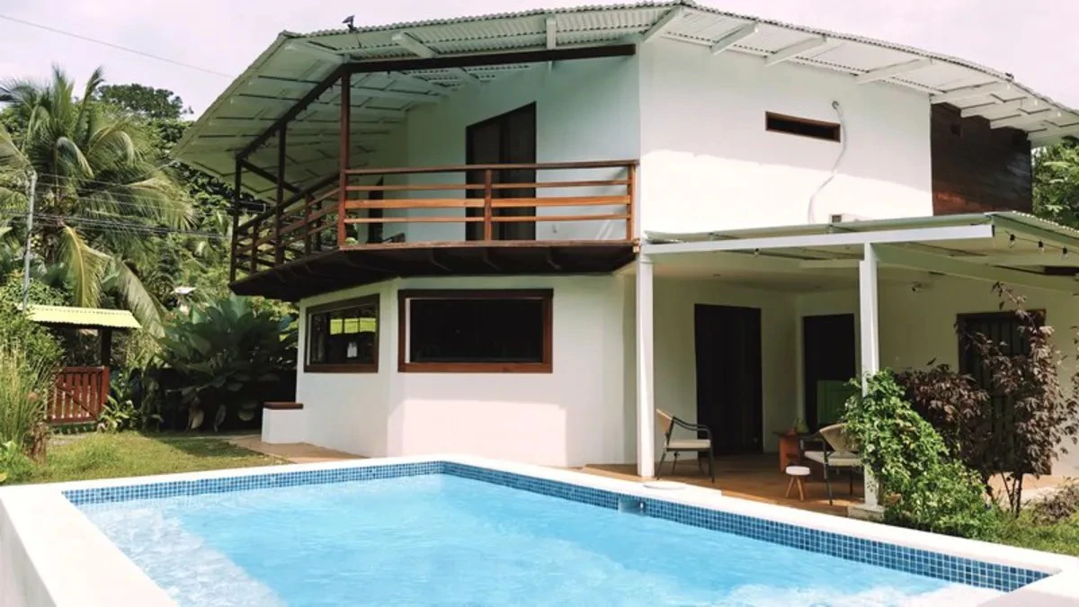 ID 947: 2 BD/2BA Renovated Home with Ocean View Near Playa Negra - Gallery image 28