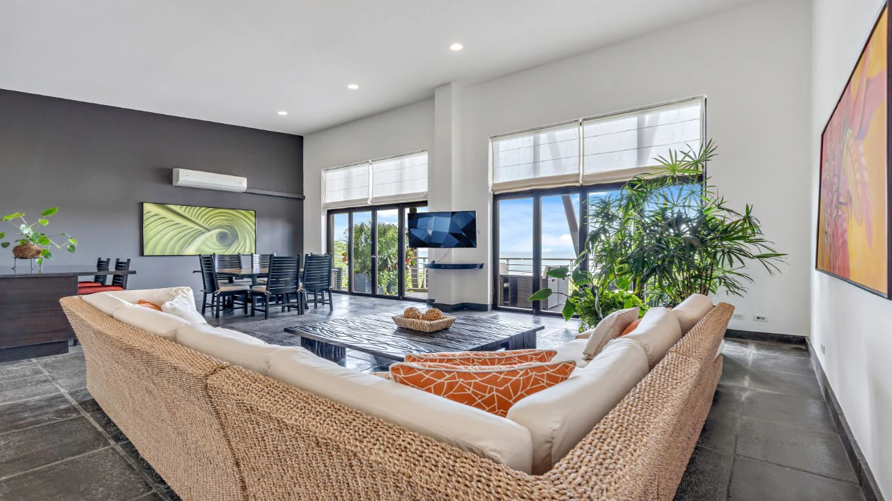 Panoramic Condos 27B: Live in the number one luxury development with private beach in the national reserve of Manuel Antonio
