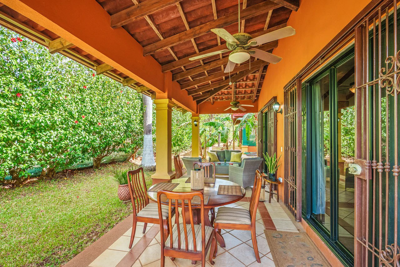 Iguana Villas #6: Upgraded, Furnished Villa Steps from Playa Blanca - Gallery image 14