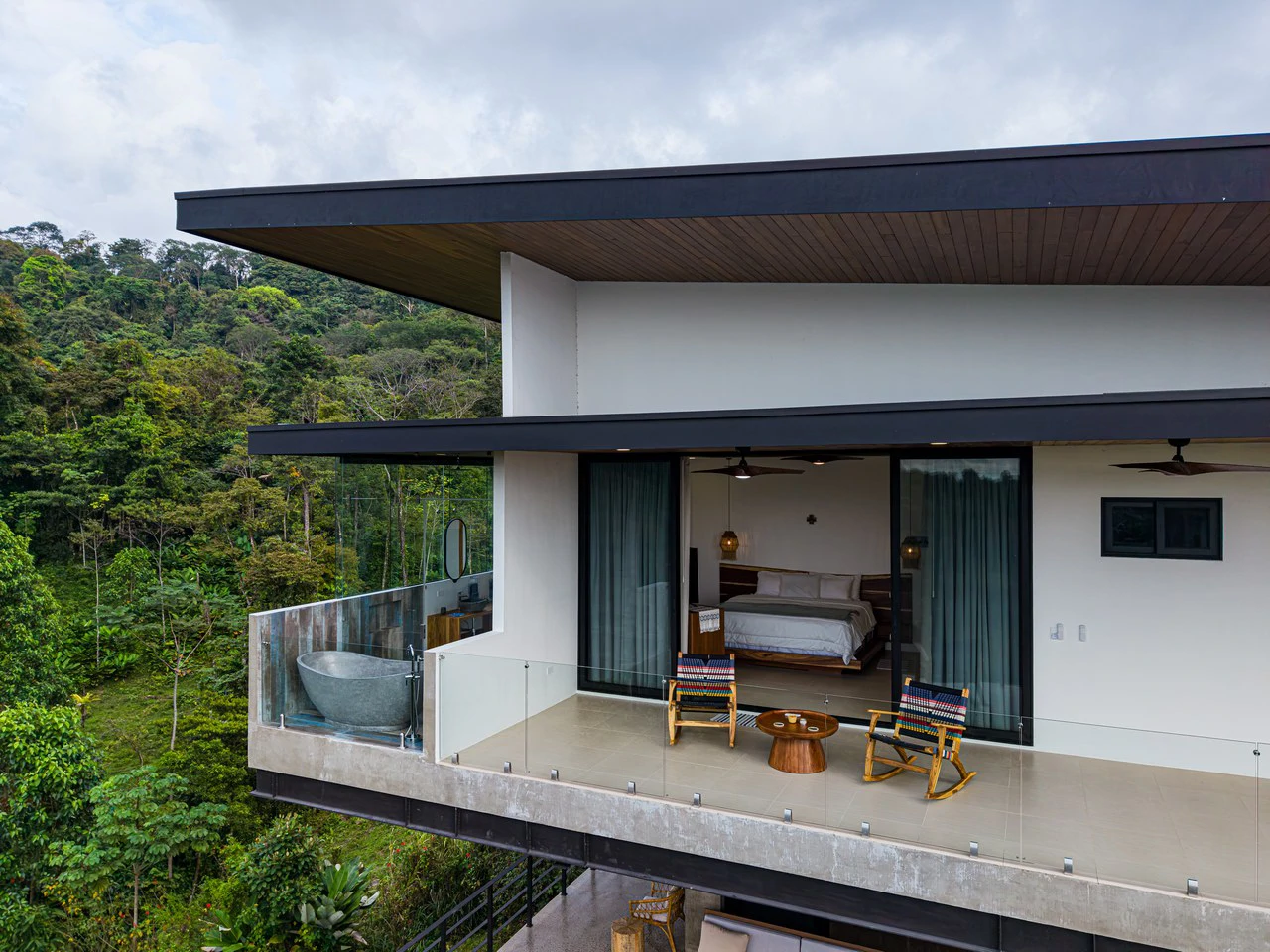 Casa Las Brisas Stunning Whale’s Tail Ocean View Home in Uvita - Gallery image 52