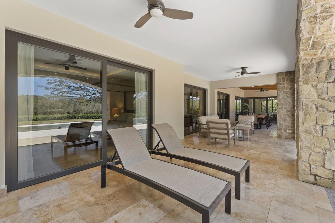 La Dulce Vida 7: Exclusive 5-Bedroom Mansion in La Dulce Vida, Hacienda Pinilla. Unmatched Elegance & Privacy - Gallery image 28