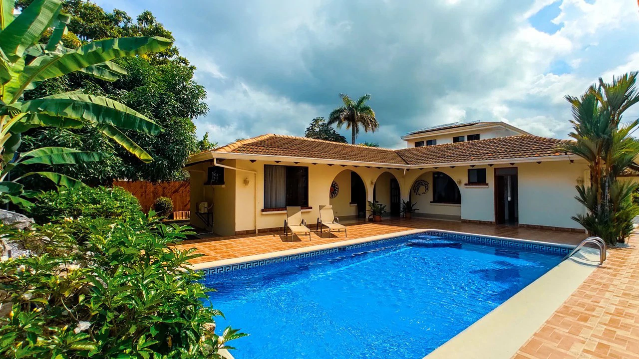 Villa For Sale in Jacó - Gallery image 4
